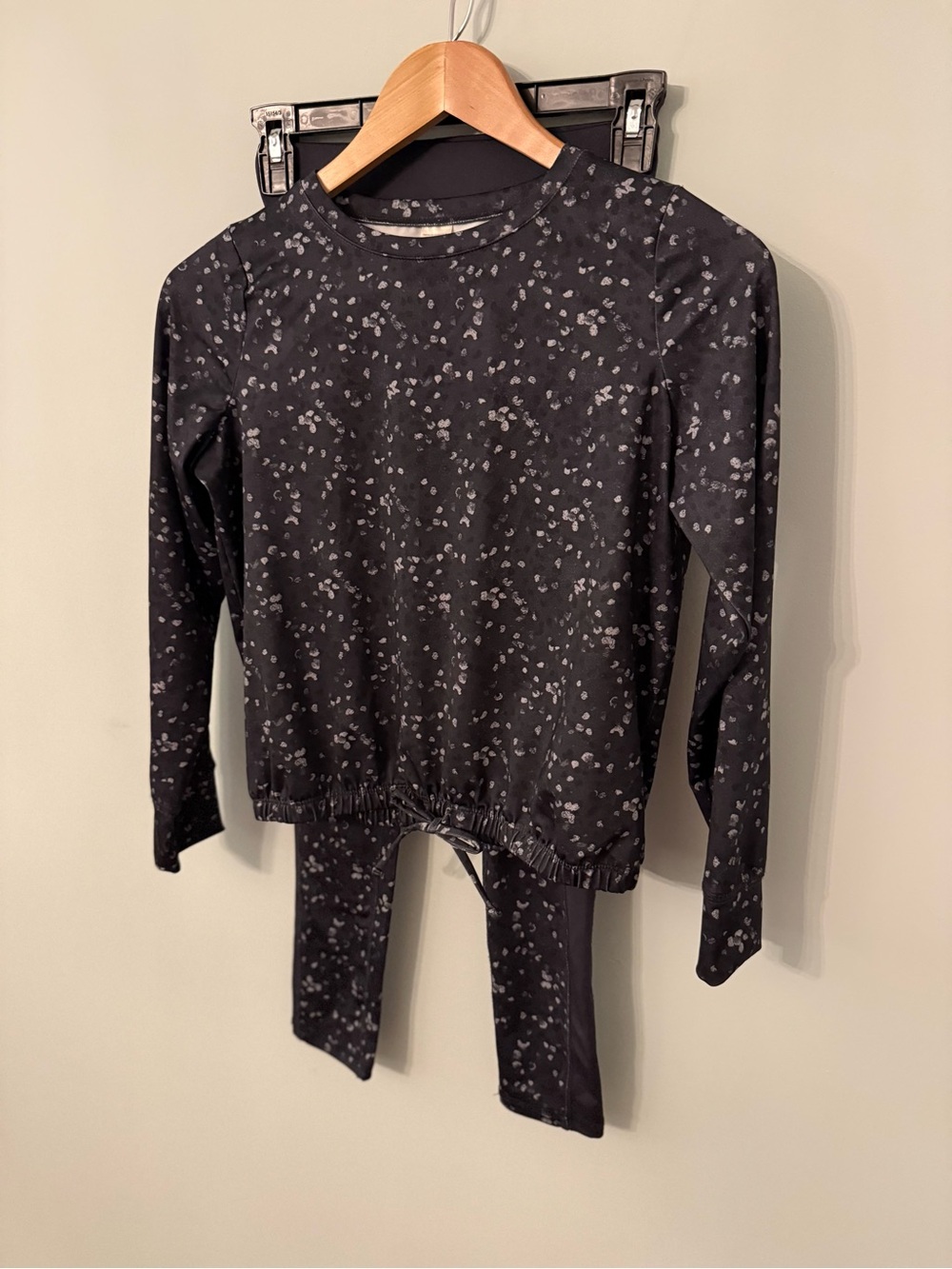 Girls' Long Sleeve Athletic Top and Leggings Size 10/12